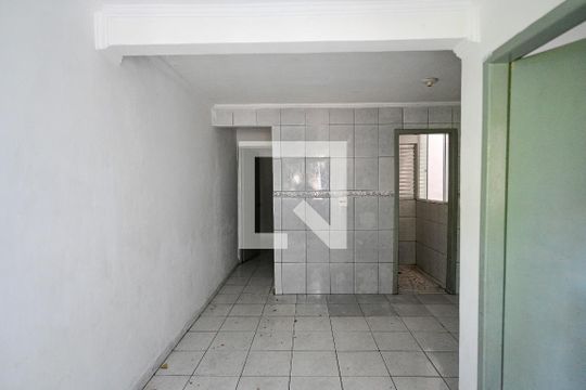 Sala de casa para alugar com 2 quartos, 45m² em Vila Brasilina, São Paulo