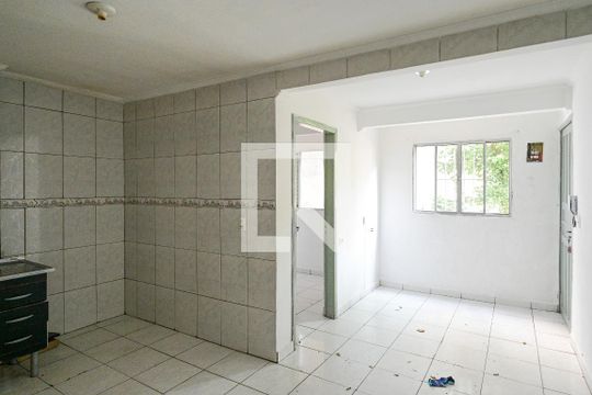 Casa para alugar com 2 quartos, 45m² em Vila Brasilina, São Paulo