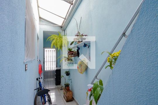 Quintal - lateral casa de casa à venda com 3 quartos, 165m² em Conjunto Residencial Pombeva, São Bernardo do Campo