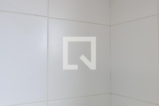 Banheiro da Suíte de apartamento para alugar com 2 quartos, 66m² em Parque Industrial Tomas Edson, São Paulo