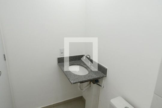 Banheiro de apartamento à venda com 2 quartos, 57m² em Socorro, São Paulo