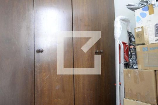 Quarto de Serviço de apartamento à venda com 2 quartos, 63m² em Bosque da Saúde, São Paulo