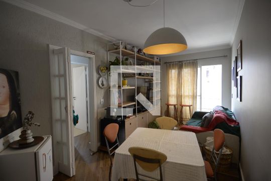 Apartamento à venda com 2 quartos, 63m² em Bosque da Saúde, São Paulo