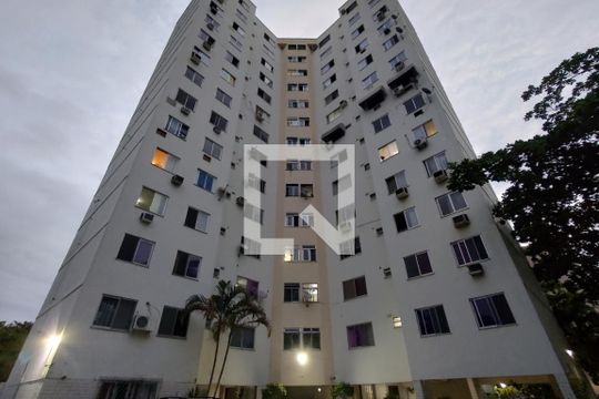 Fachada do bloco de apartamento à venda com 2 quartos, 56m² em Jacarepaguá, Rio de Janeiro