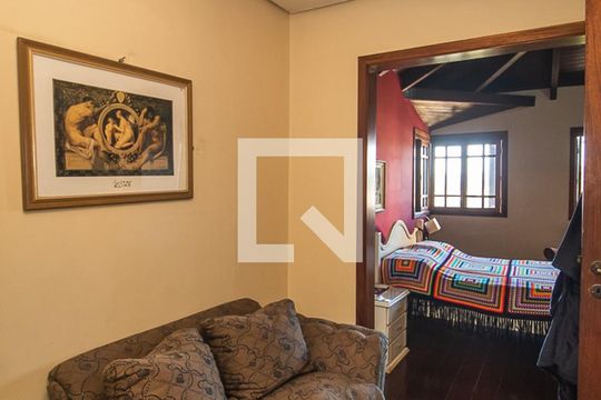 Suite de casa à venda com 4 quartos, 300m² em Espírito Santo, Porto Alegre