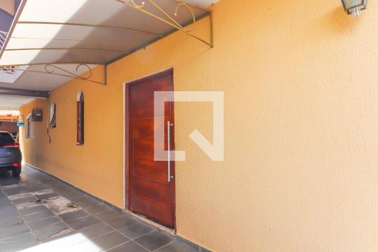 Área externa de casa à venda com 3 quartos, 152m² em Parque Residencial Jundiaí, Jundiaí