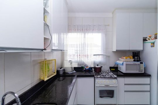 Cozinha de casa de condomínio à venda com 2 quartos, 103m² em Vila Ema, São Paulo