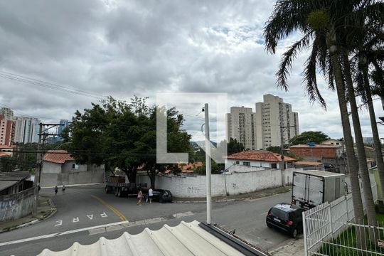 vista do Quarto 2 de casa à venda com 3 quartos, 150m² em Jardim Tupanci, Barueri