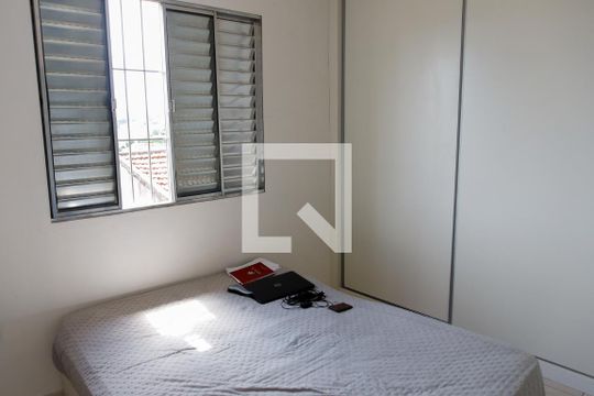 Quarto 1 de casa à venda com 4 quartos, 210m² em Pestana, Osasco