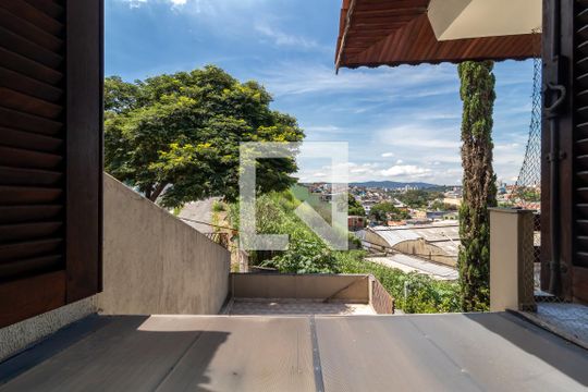 Vista da Suíte de casa para alugar com 4 quartos, 200m² em Parque Monteiro Soares, São Paulo