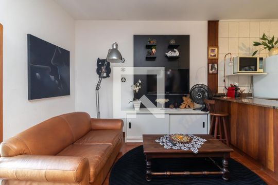 Sala de Estar de casa para alugar com 4 quartos, 200m² em Parque Monteiro Soares, São Paulo