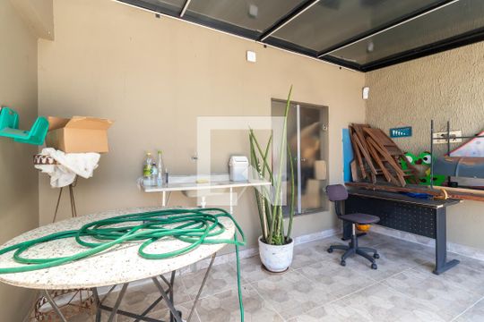 Varanda de casa para alugar com 4 quartos, 200m² em Parque Monteiro Soares, São Paulo