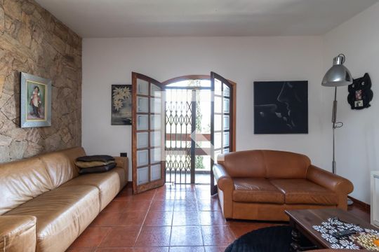Sala de Estar de casa para alugar com 4 quartos, 200m² em Parque Monteiro Soares, São Paulo