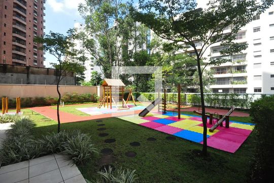 Playground de apartamento à venda com 3 quartos, 127m² em Vila Andrade, São Paulo