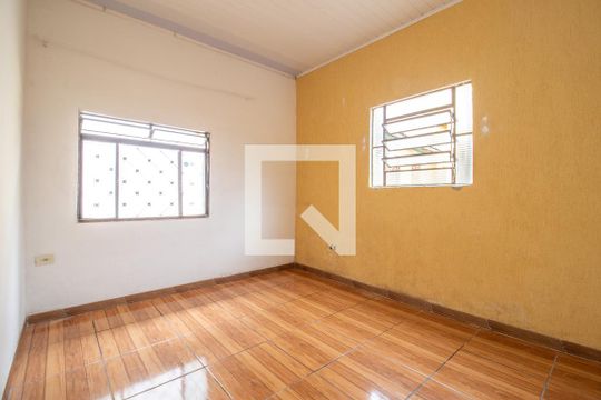 Quarto de casa à venda com 1 quarto, 60m² em Vila Jardim, Porto Alegre