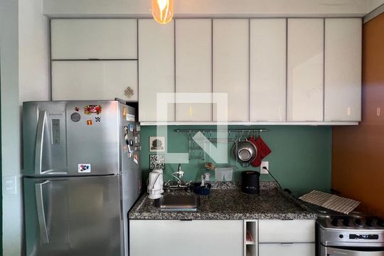 Cozinha - Armários de apartamento para alugar com 1 quarto, 54m² em Sumaré, São Paulo