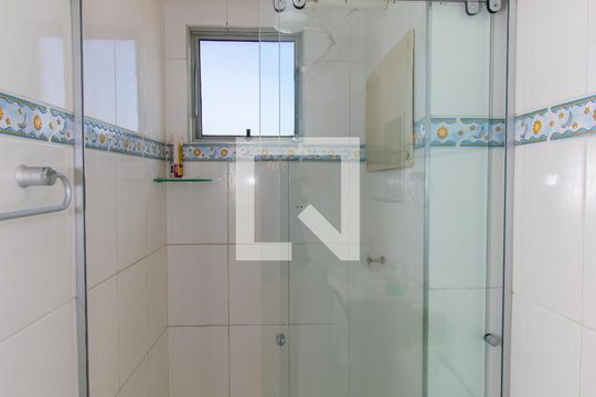 Banheiro de apartamento à venda com 2 quartos, 48m² em São Lucas, São Paulo