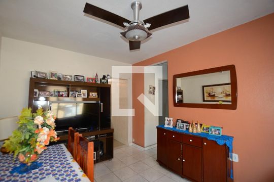 Sala de apartamento à venda com 2 quartos, 54m² em Irajá, Rio de Janeiro
