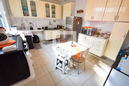 Cozinha de casa para alugar com 3 quartos, 300m² em Quintino Bocaiúva, Rio de Janeiro