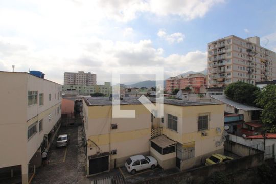 Vista da sala de apartamento para alugar com 2 quartos, 65m² em Encantado, Rio de Janeiro