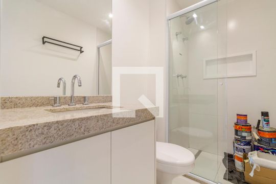 Banheiro de kitnet/studio à venda com 1 quarto, 29m² em Paraíso, São Paulo