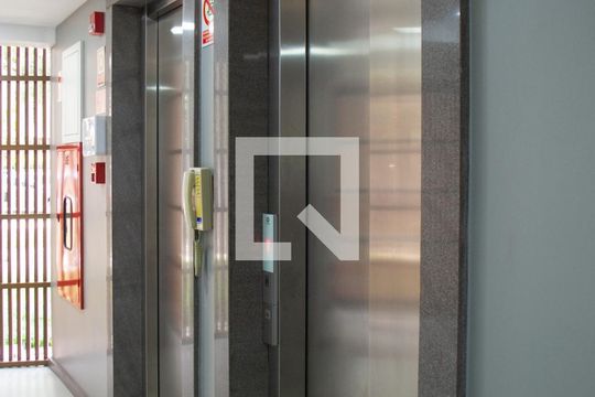 Entr de apartamento à venda com 2 quartos, 91m² em Menino Deus, Porto Alegre