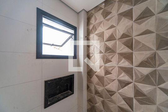 Banheiro de apartamento à venda com 2 quartos, 110m² em Jardim Ocara, Santo André
