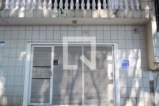 Fachada de casa à venda com 3 quartos, 196m² em Vila Nova Cachoeirinha, São Paulo