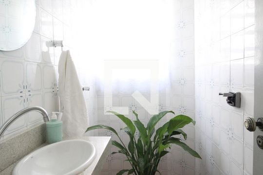 Banheiro de casa à venda com 3 quartos, 196m² em Vila Nova Cachoeirinha, São Paulo