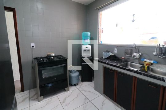 Cozinha de casa à venda com 5 quartos, 374m² em Portuguesa, Rio de Janeiro