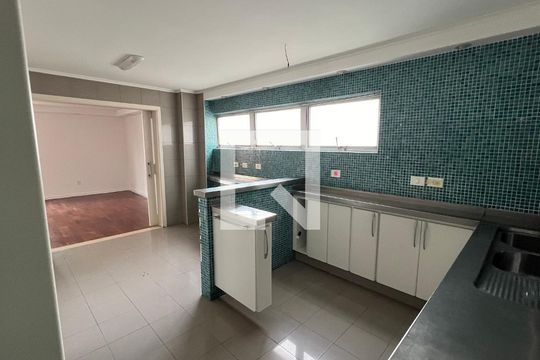 Cozinha de apartamento para alugar com 4 quartos, 390m² em Jardim Paulista, São Paulo