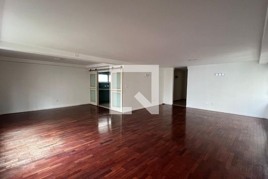 Apartamento para alugar com 4 quartos, 390m² em Jardim Paulista, São Paulo