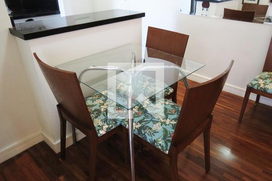 Sala - Mesa de Jantar de apartamento para alugar com 2 quartos, 53m² em Vila Siqueira (zona Norte), São Paulo