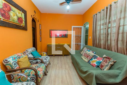Sala 1 de casa para alugar com 5 quartos, 252m² em Darcy Vargas, Belo Horizonte