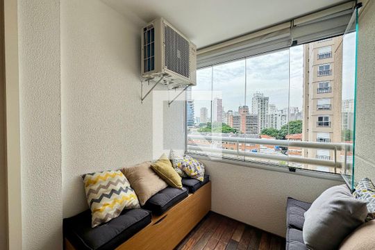 Varanda de apartamento para alugar com 2 quartos, 57m² em Itaim Bibi, São Paulo
