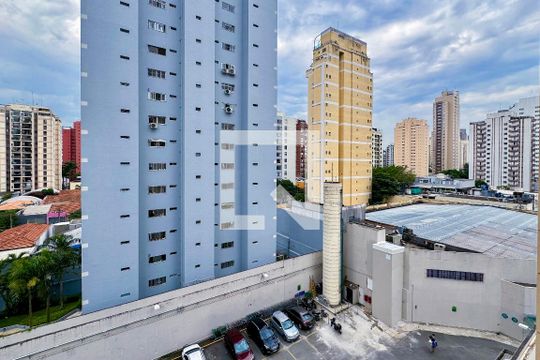 Vista de apartamento para alugar com 2 quartos, 57m² em Itaim Bibi, São Paulo
