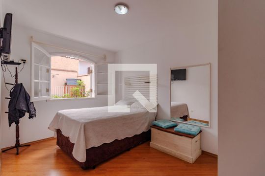 Quarto 3 de casa para alugar com 3 quartos, 300m² em Jardim Paulista, Taboão da Serra