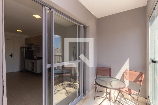 varanda de kitnet/studio para alugar com 1 quarto, 25m² em Vila Mariana, São Paulo