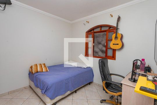 Quarto 1 de casa à venda com 5 quartos, 225m² em Piraporinha, Diadema