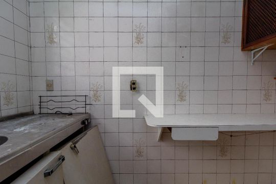 Cozinha e Área de Serviço de casa para alugar com 2 quartos, 199m² em Penha de França, São Paulo