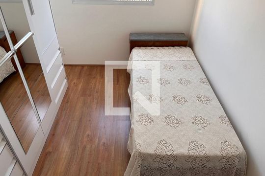 Quarto de apartamento para alugar com 2 quartos, 35m² em Barra Funda, São Paulo