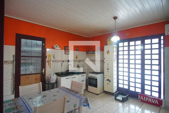 Cozinha de casa para alugar com 3 quartos, 140m² em Feitoria, São Leopoldo