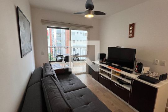 Sala de TV de apartamento à venda com 2 quartos, 70m² em Cerqueira César, São Paulo