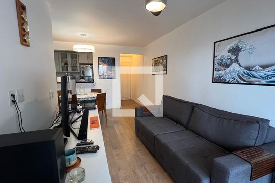 Sala de TV de apartamento à venda com 2 quartos, 70m² em Cerqueira César, São Paulo