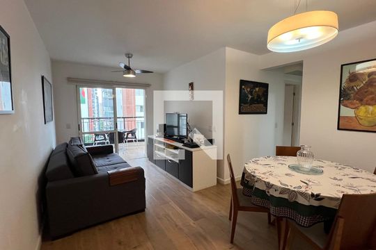 Apartamento para alugar com 2 quartos, 70m² em Cerqueira César, São Paulo