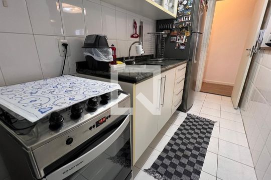 Cozinha - Armários de apartamento para alugar com 2 quartos, 70m² em Cerqueira César, São Paulo