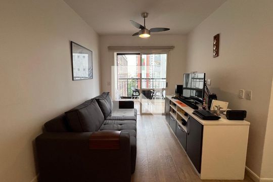 Sala de TV de apartamento à venda com 2 quartos, 70m² em Cerqueira César, São Paulo