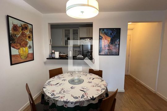 Sala de Jantar de apartamento à venda com 2 quartos, 70m² em Cerqueira César, São Paulo