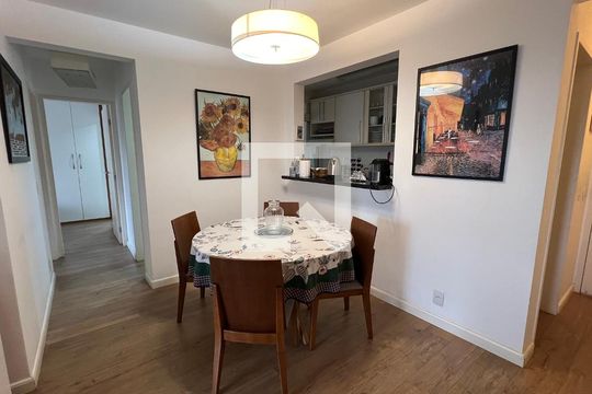 Sala de Jantar de apartamento à venda com 2 quartos, 70m² em Cerqueira César, São Paulo