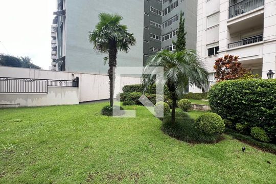 Área comum de apartamento para alugar com 2 quartos, 70m² em Cerqueira César, São Paulo